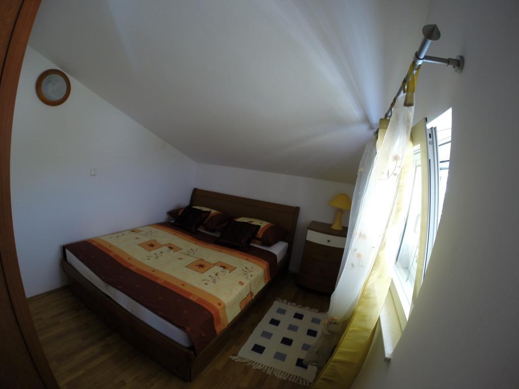 Apartments Romana Слатине Стая снимка