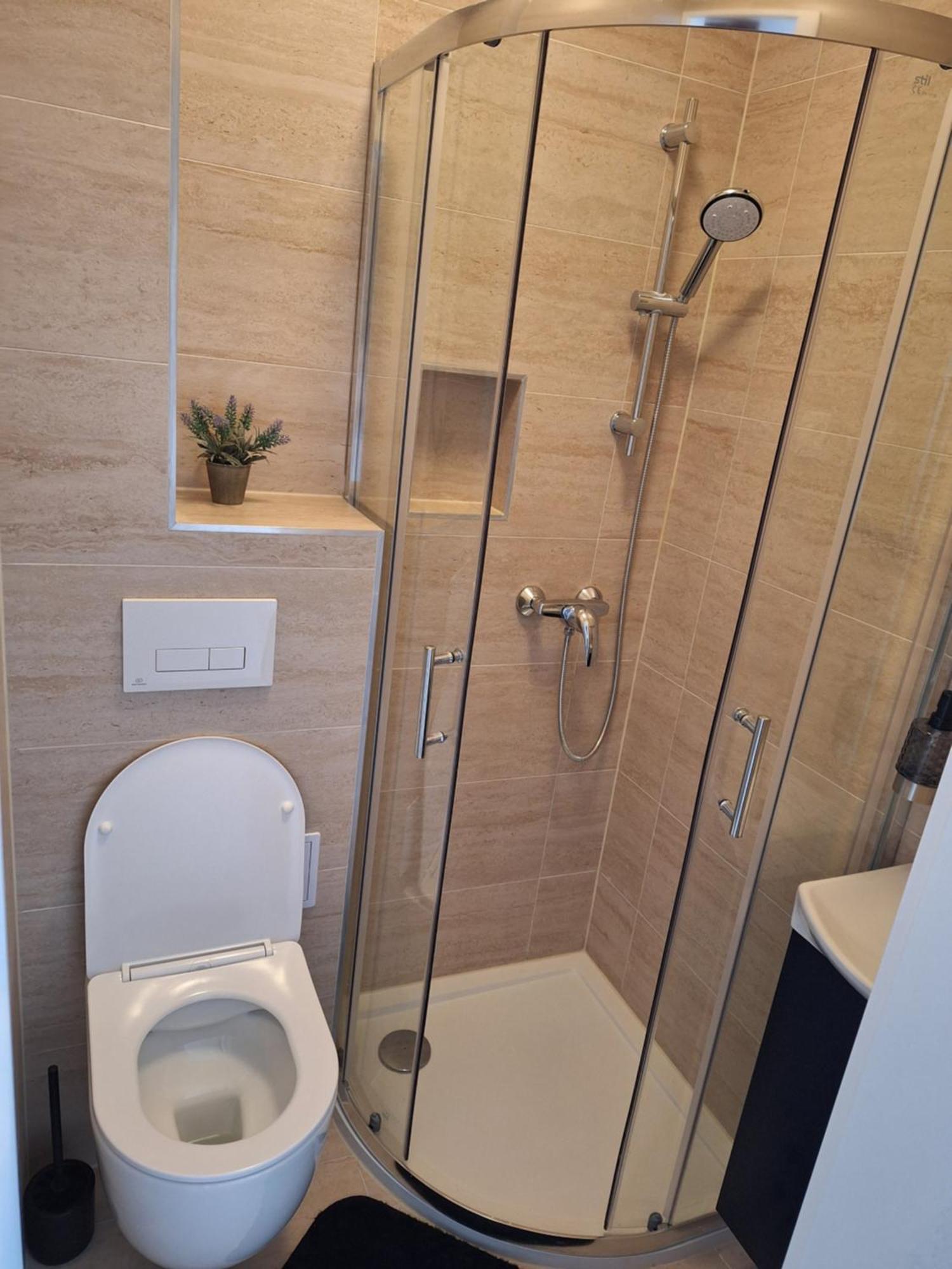 Apartments Romana Слатине Екстериор снимка