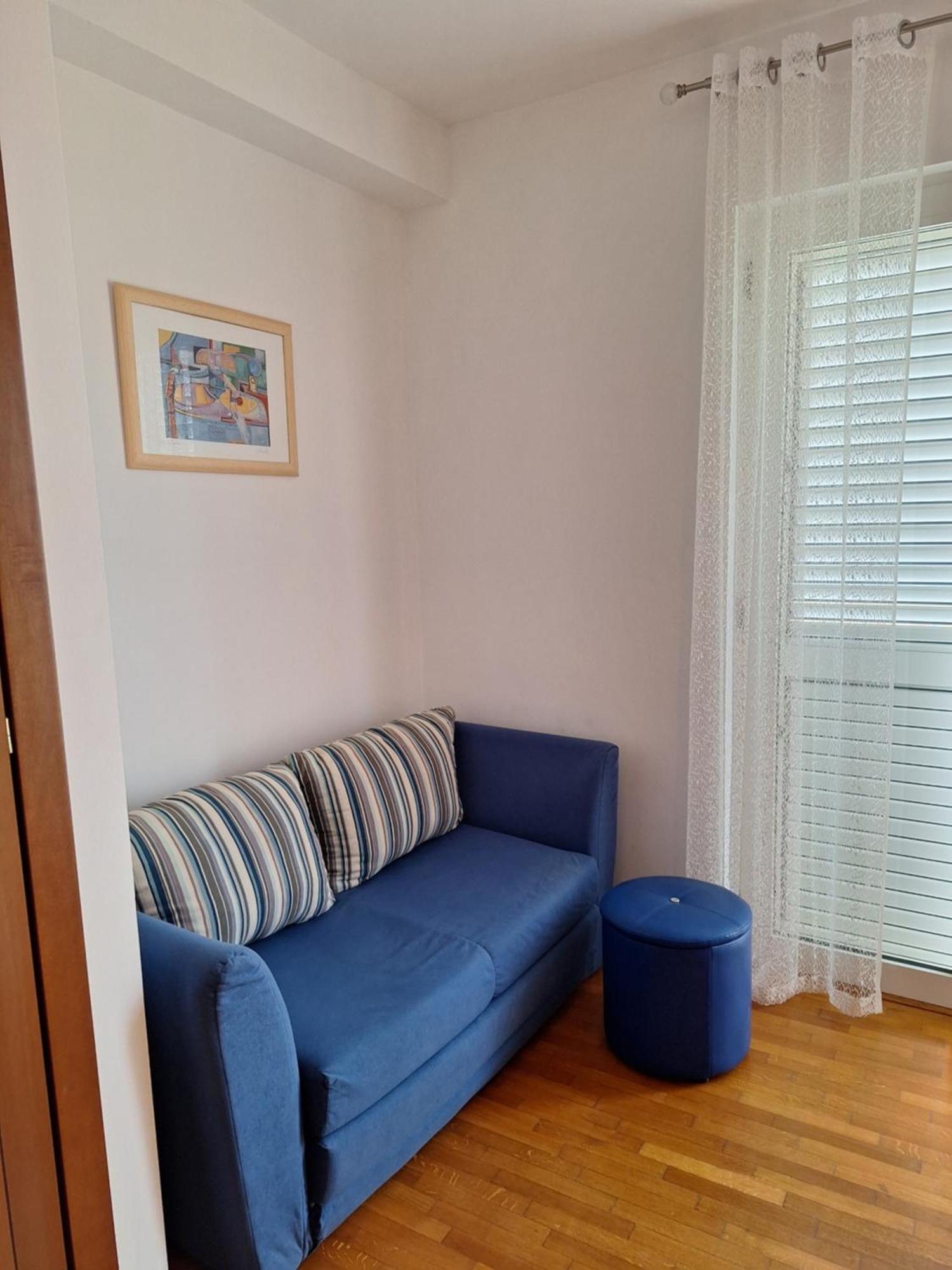 Apartments Romana Слатине Екстериор снимка