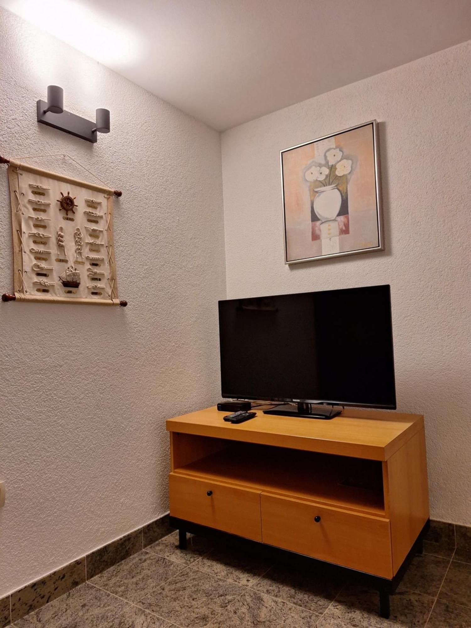 Apartments Romana Слатине Екстериор снимка