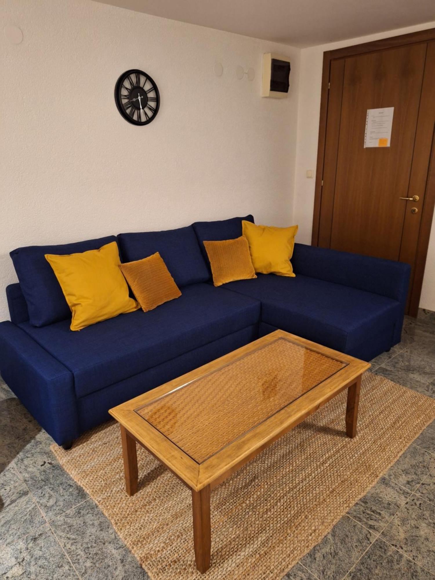 Apartments Romana Слатине Екстериор снимка