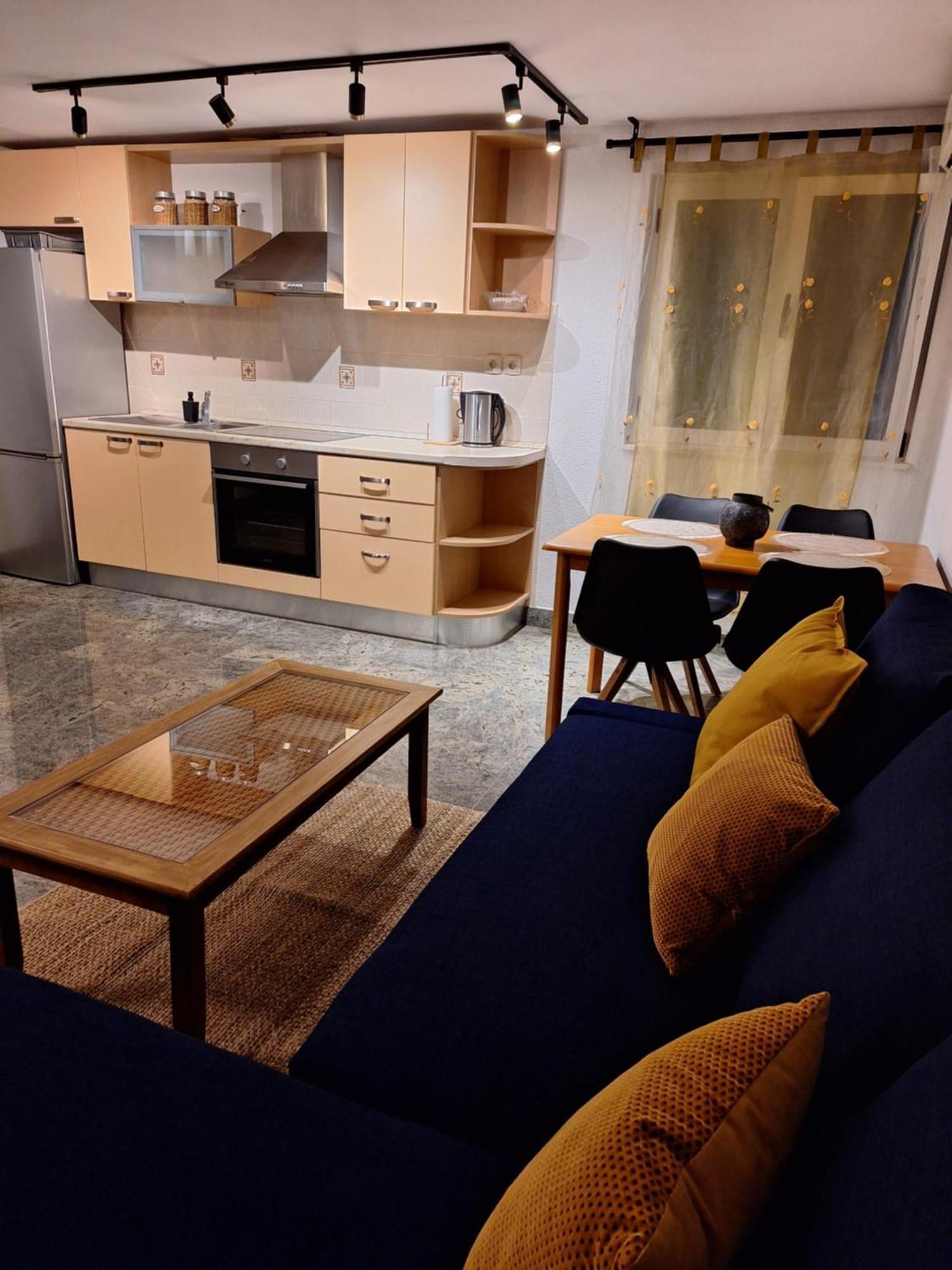 Apartments Romana Слатине Екстериор снимка