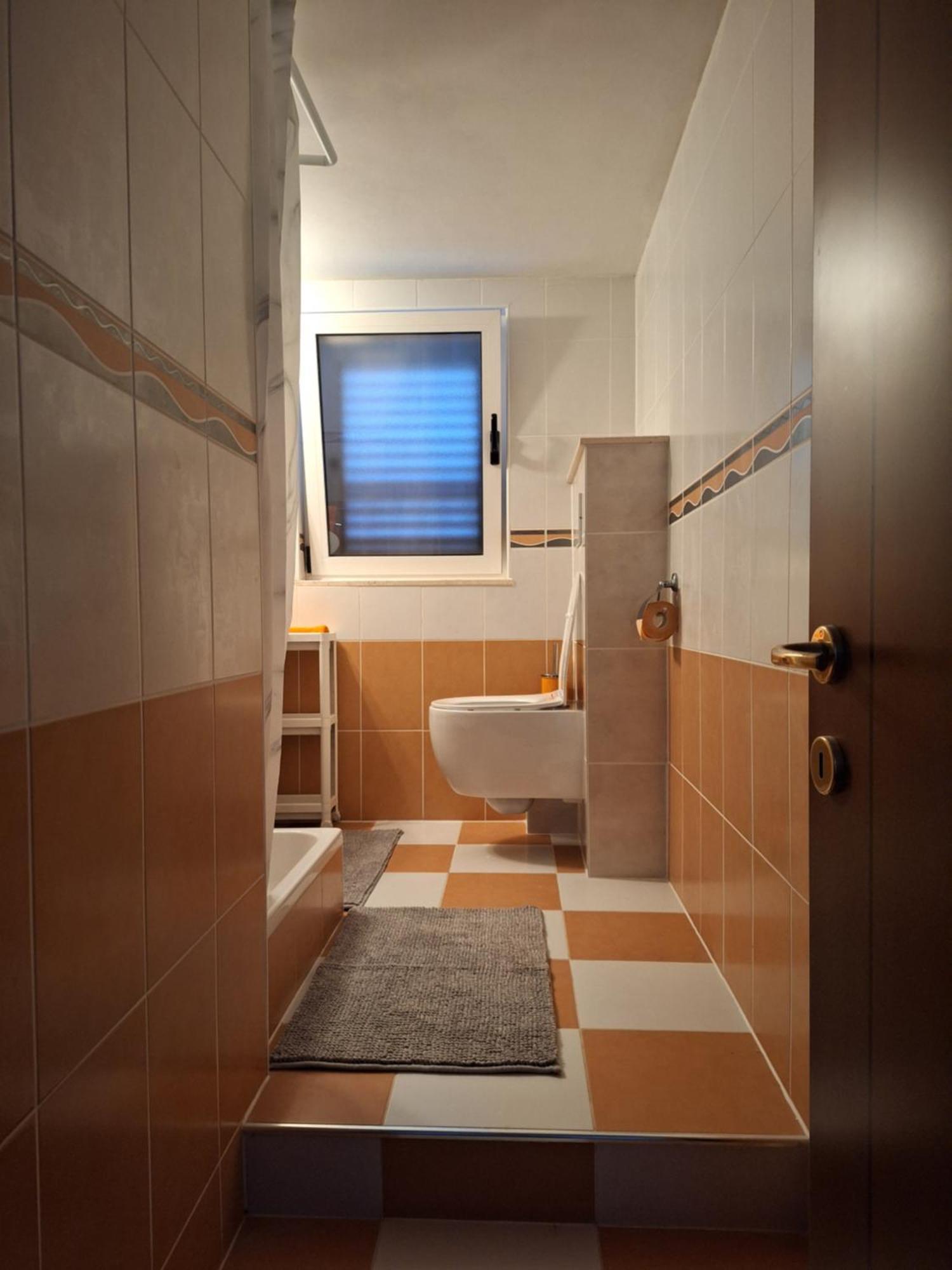 Apartments Romana Слатине Екстериор снимка