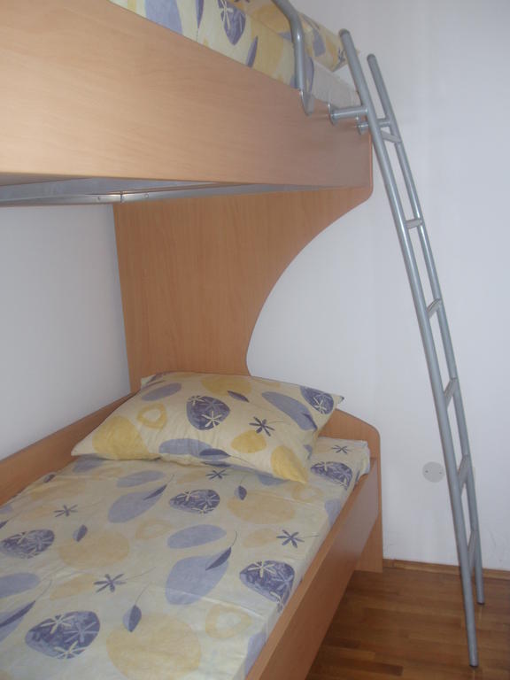 Apartments Romana Слатине Стая снимка