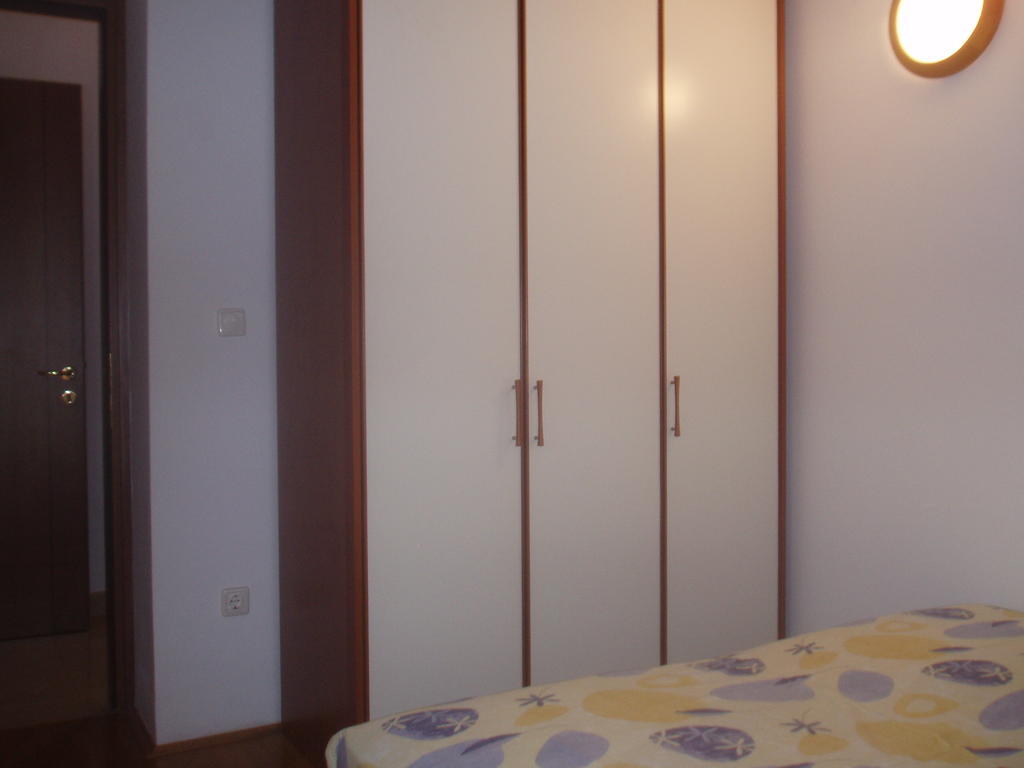 Apartments Romana Слатине Стая снимка