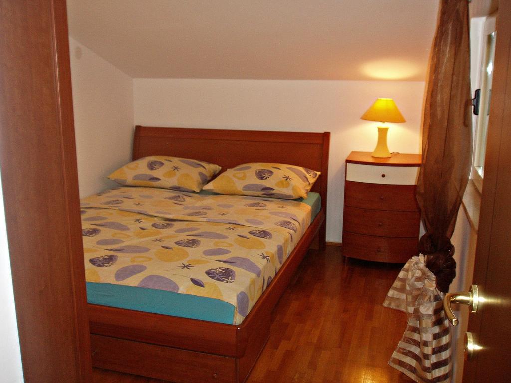 Apartments Romana Слатине Стая снимка