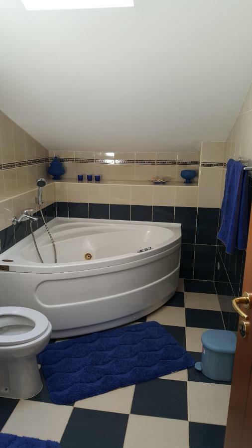 Apartments Romana Слатине Екстериор снимка